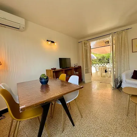 Maison Garriga 아파트